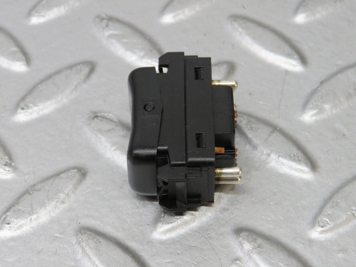 36913 Mercedes-Benz C126 420SEC Coupe Electric Window Switch Right 1248204510