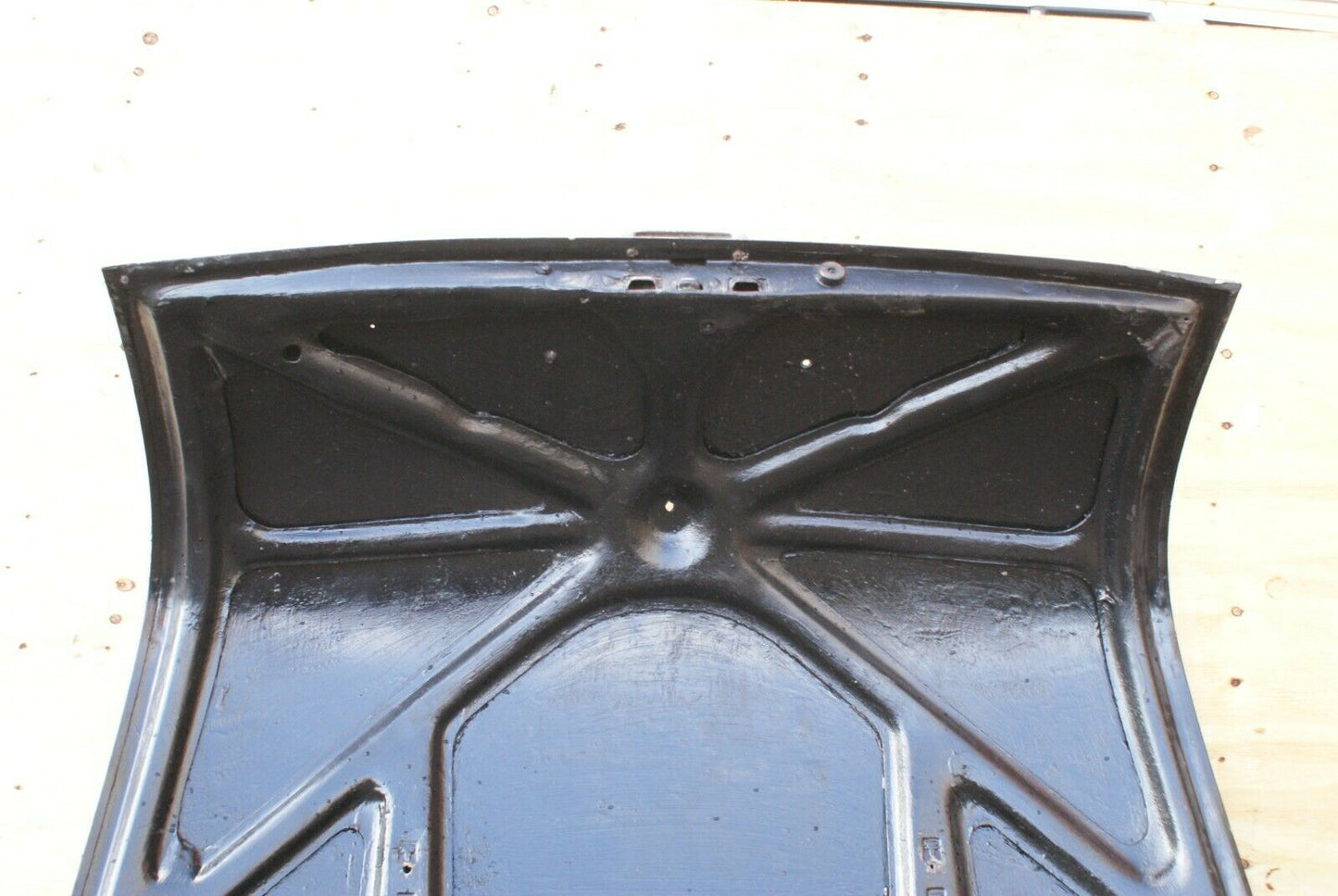2537 Mercedes-Benz W105 219 PONTON Boot Lid Trunk Door