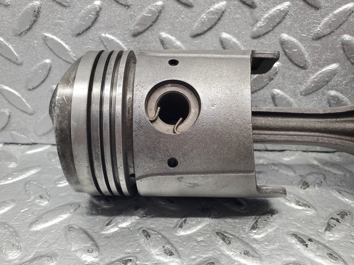 W112 piston and connecting rod used OEM