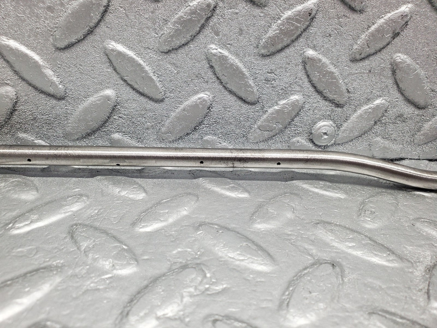 W112 camshaft oil tube used OEM