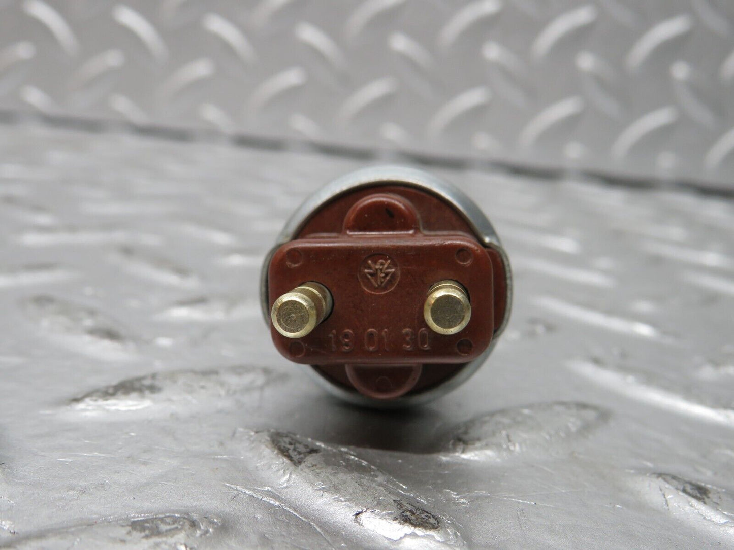 32043 Mercedes-Benz W123 230E Brake Light Contact Switch 190130