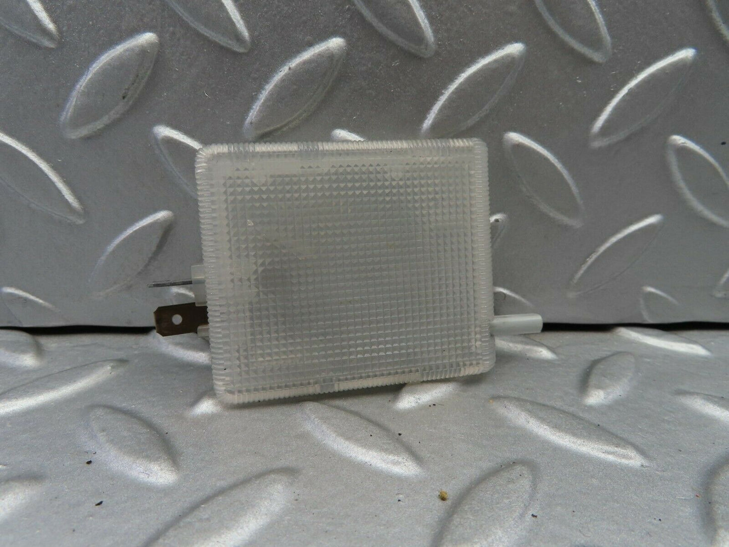7124 Mercedes-Benz S124 E220 Wagon Glove Box Light