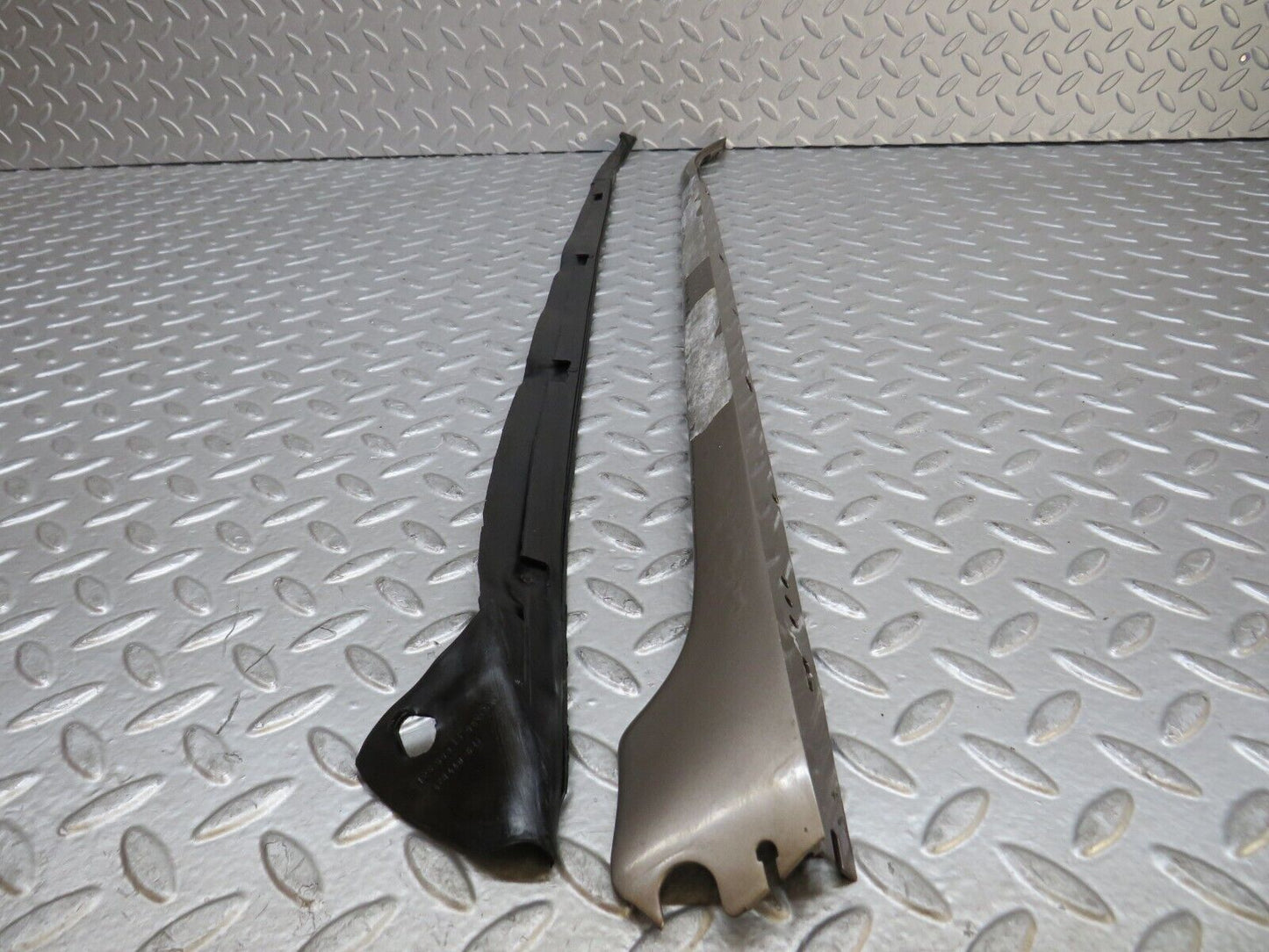 36979 Mercedes-Benz C126 420SEC Coupe Exterior A Pillar Cover Trim Left 1266981398