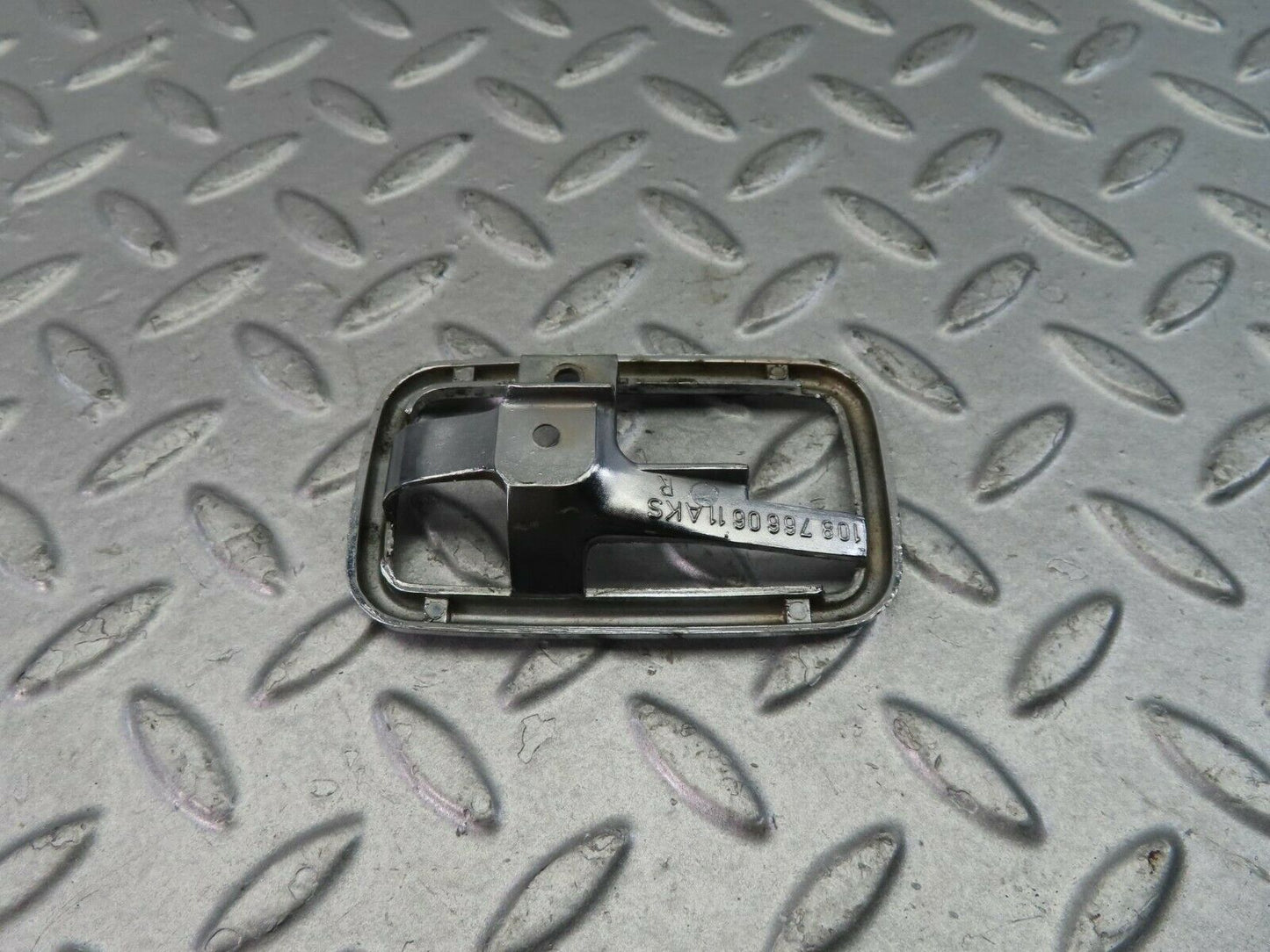 9111 Mercedes-Benz W108 Chrome Frame For Door Opener Right 1087660611