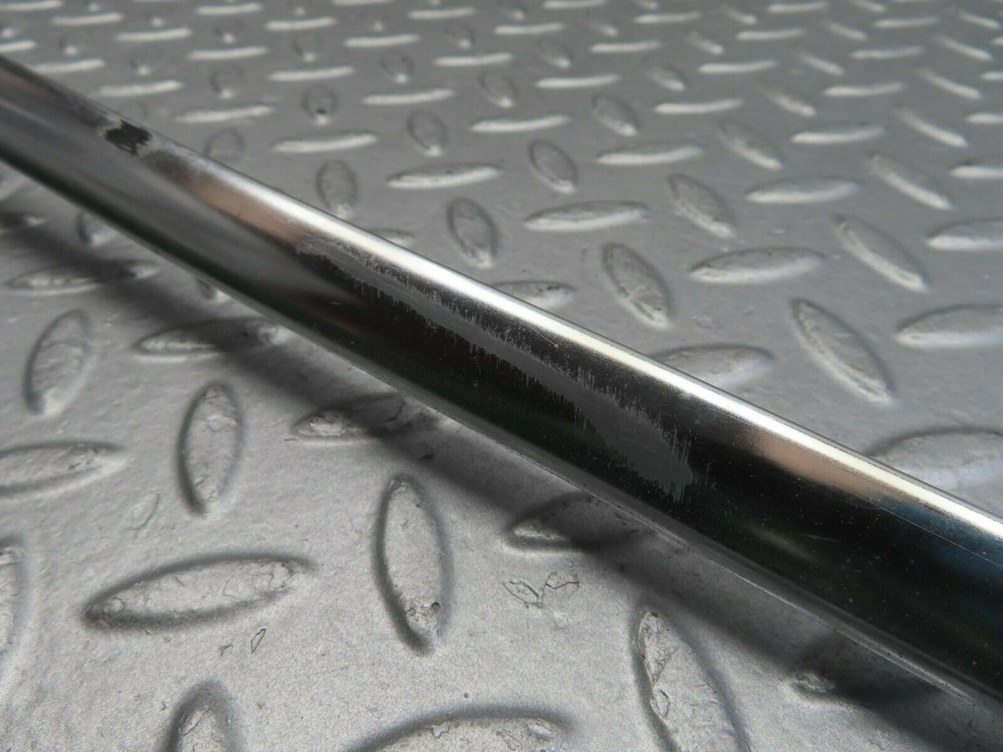 10143 Mercedes-Benz C123 230CE Coupe Front Windscreen Chrome Trim