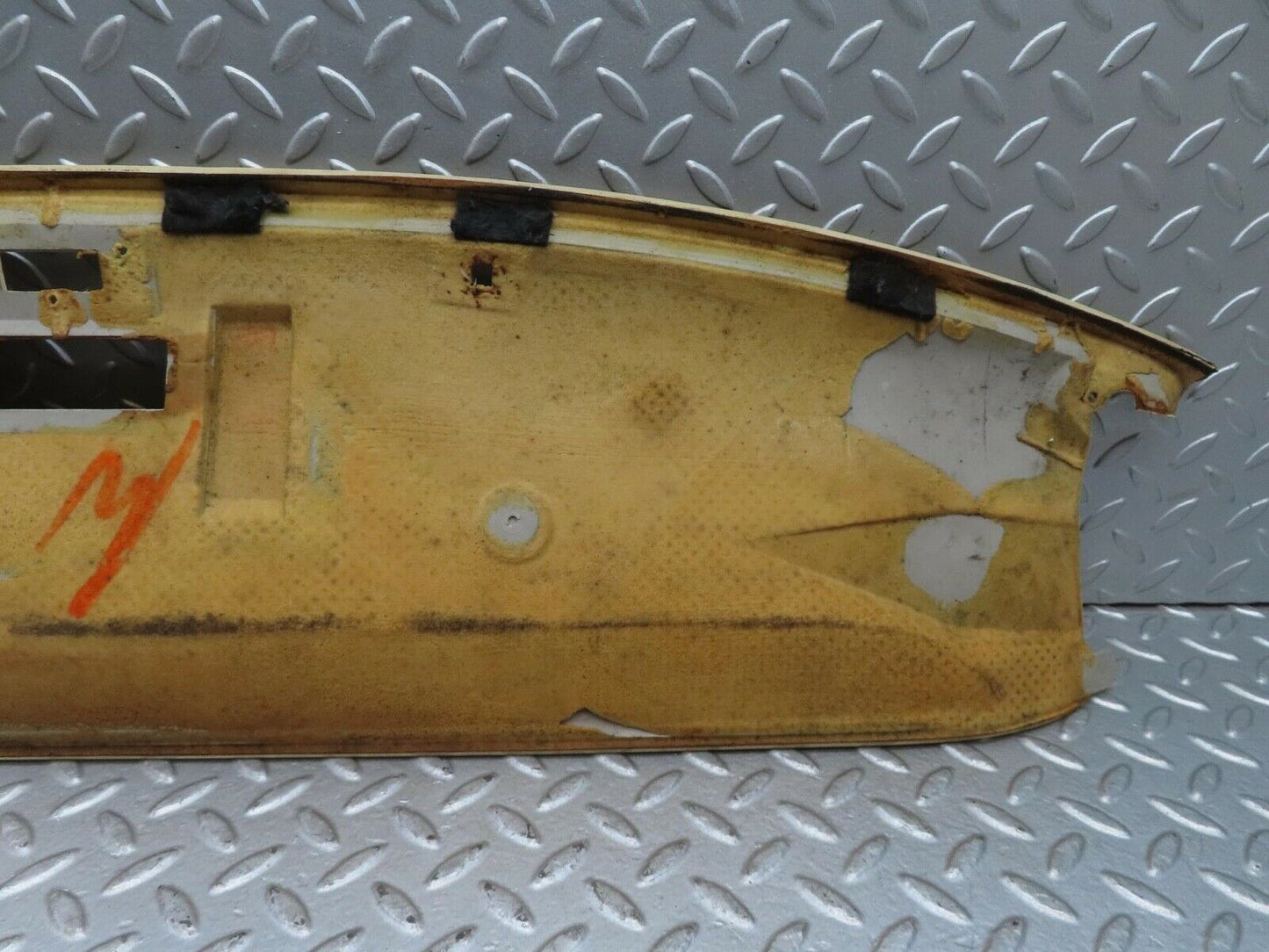13892 Mercedes-Benz C107 280SLC Headlining Roof Panel