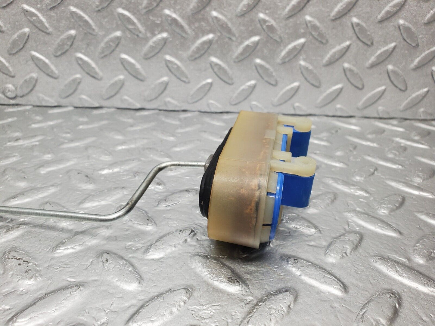 46620 Mercedes-Benz C123 280CE Coupe Front Seat Folding Vacuum Actuator