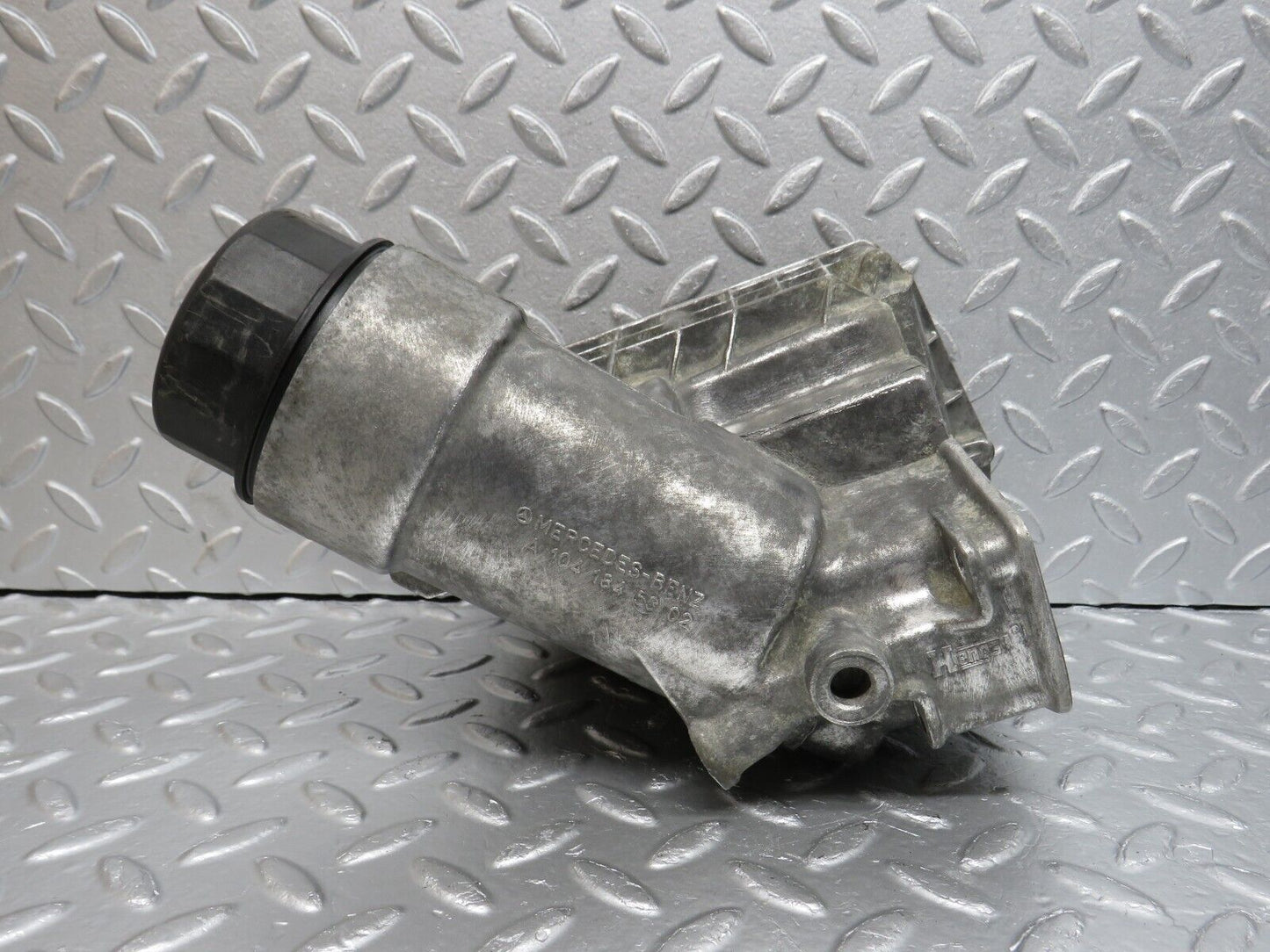 39789 Mercedes-Benz R129 320SL Coupe Oil Filter Housing 1041840095 1041845302 1041840608