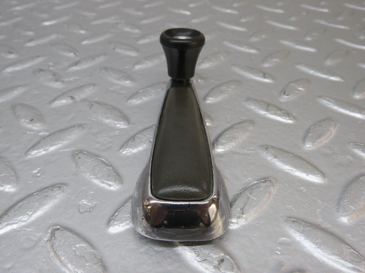 40223 Mercedes-Benz W110 230 Window Lifter Crank Handle