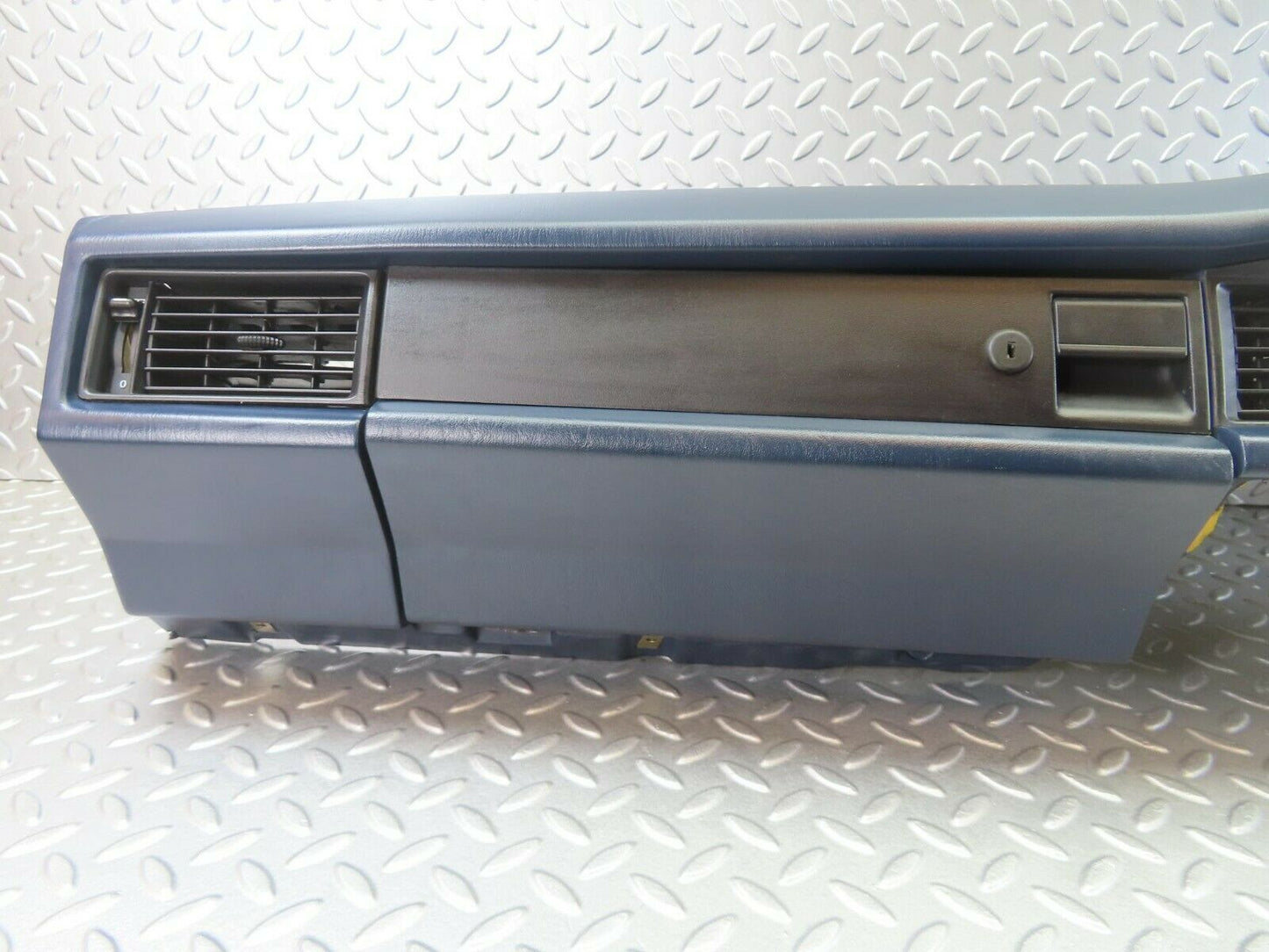 10548 Mercedes-Benz W201 190E Complete Dashboard Blue
