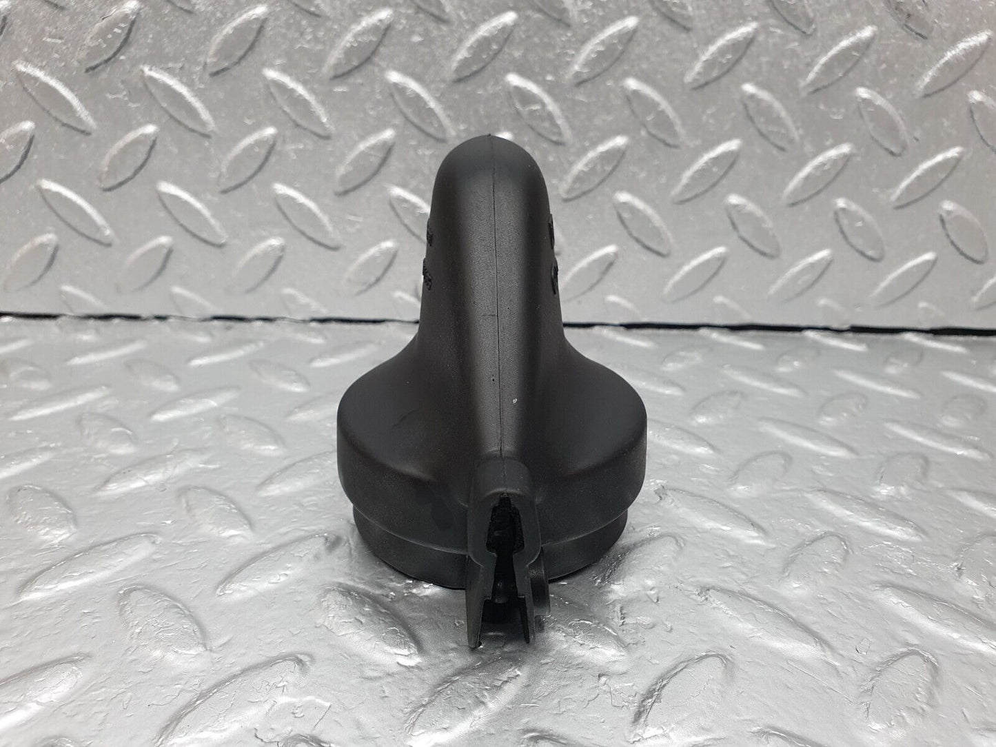 43101 Mercedes-Benz W123 280E Ignition Coil Cover 0001581485