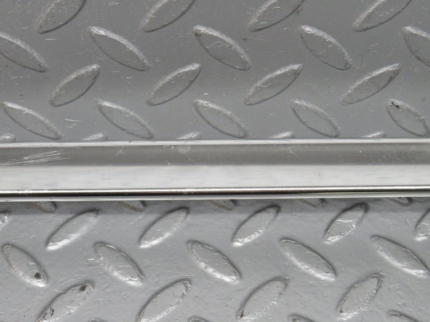 39854 Mercedes-Benz R107 350SL Hardtop Roof Chrome Left Side