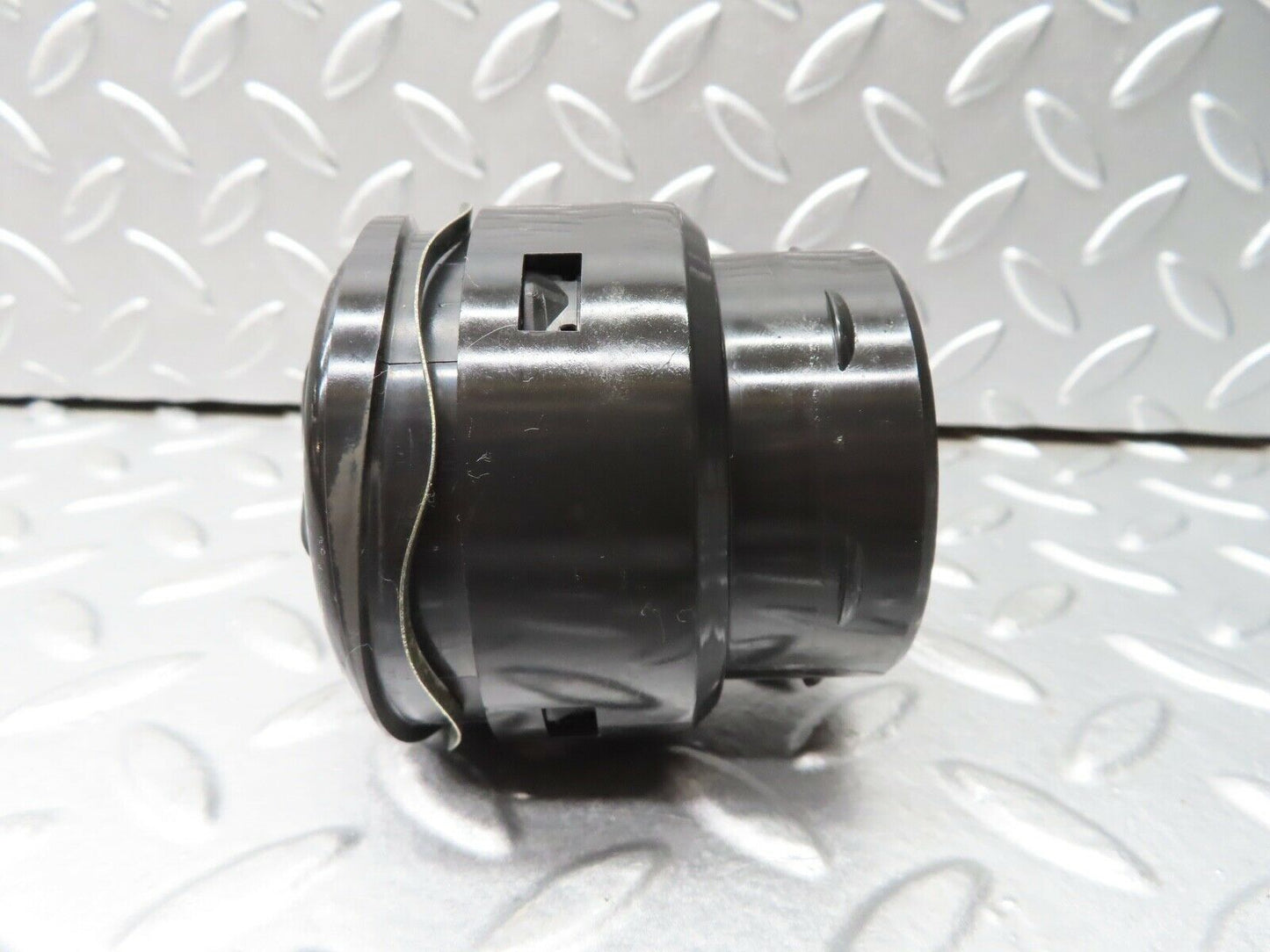 20588 Mercedes-Benz R107 450SL Dashboard  Air Vent