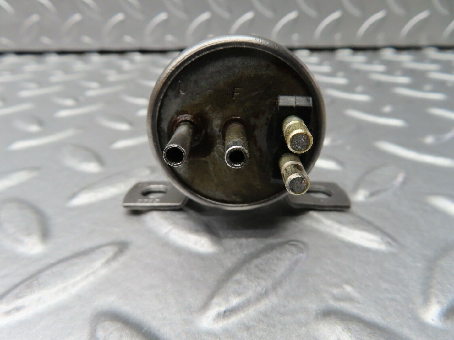 20559 Mercedes-Benz R107 450SL Vacuum Valve Pierburg