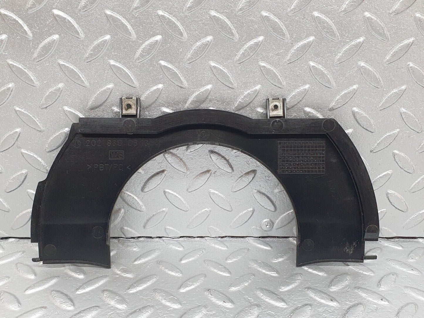 42002 Mercedes-Benz W202 C200 Water Drain 2028300413 2028300613