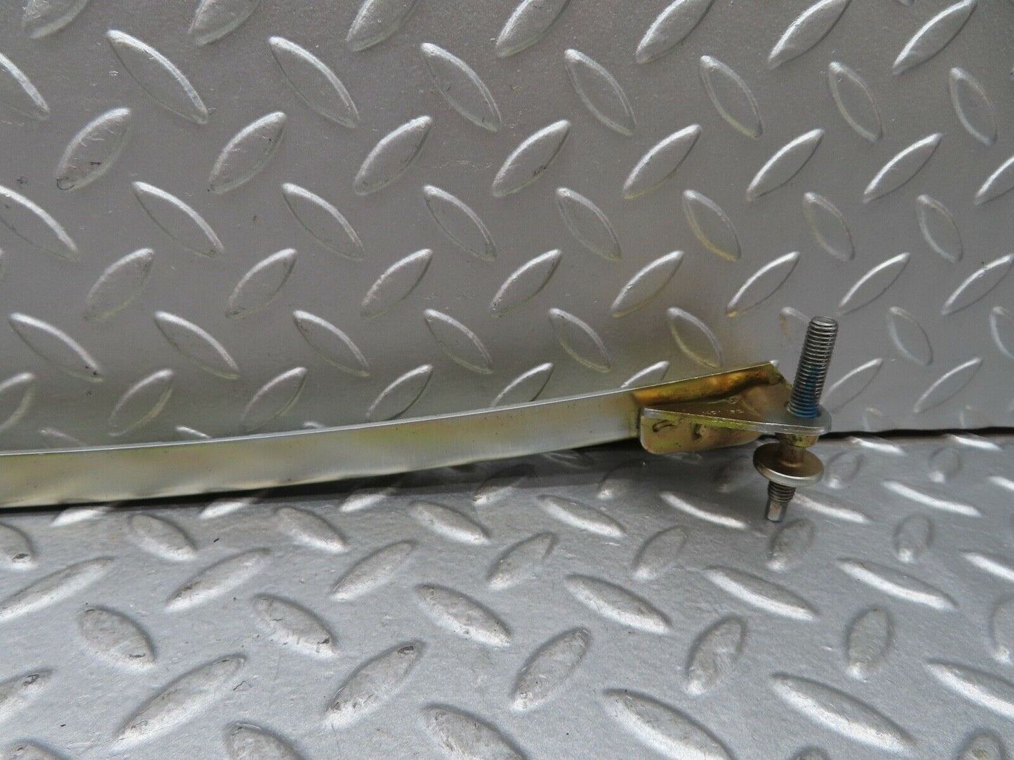 17160 Mercedes-Benz R129 300SL Coupe Left Door Rear Window Channel