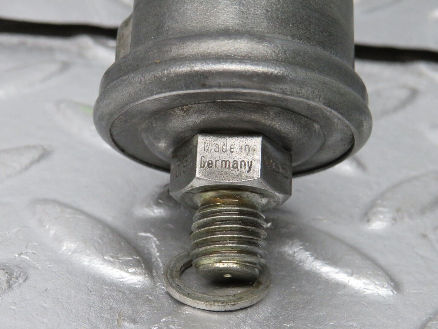 39712 Mercedes-Benz R129 320SL Coupe Oil Pressure Sensor 0065429417