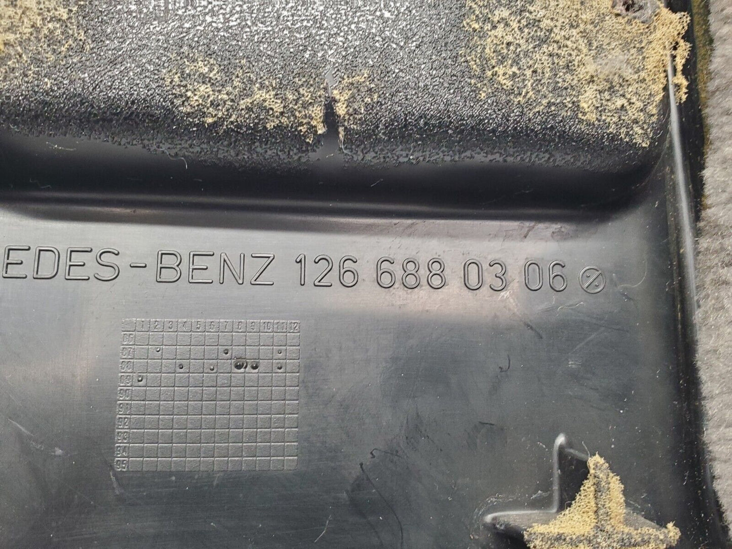 44096571