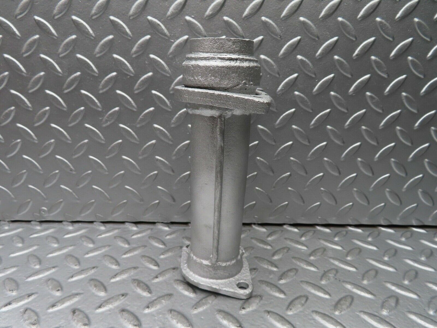 20397 Mercedes-Benz W114 280CE Coupe Exhaust Pipe Connector