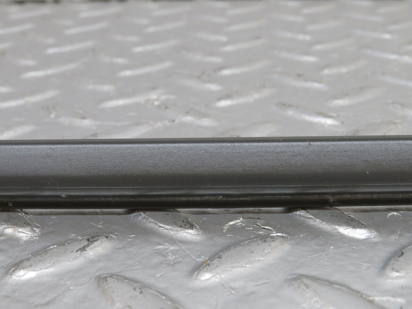 33813 Mercedes-Benz W201 190E Rear Windscreen Frame