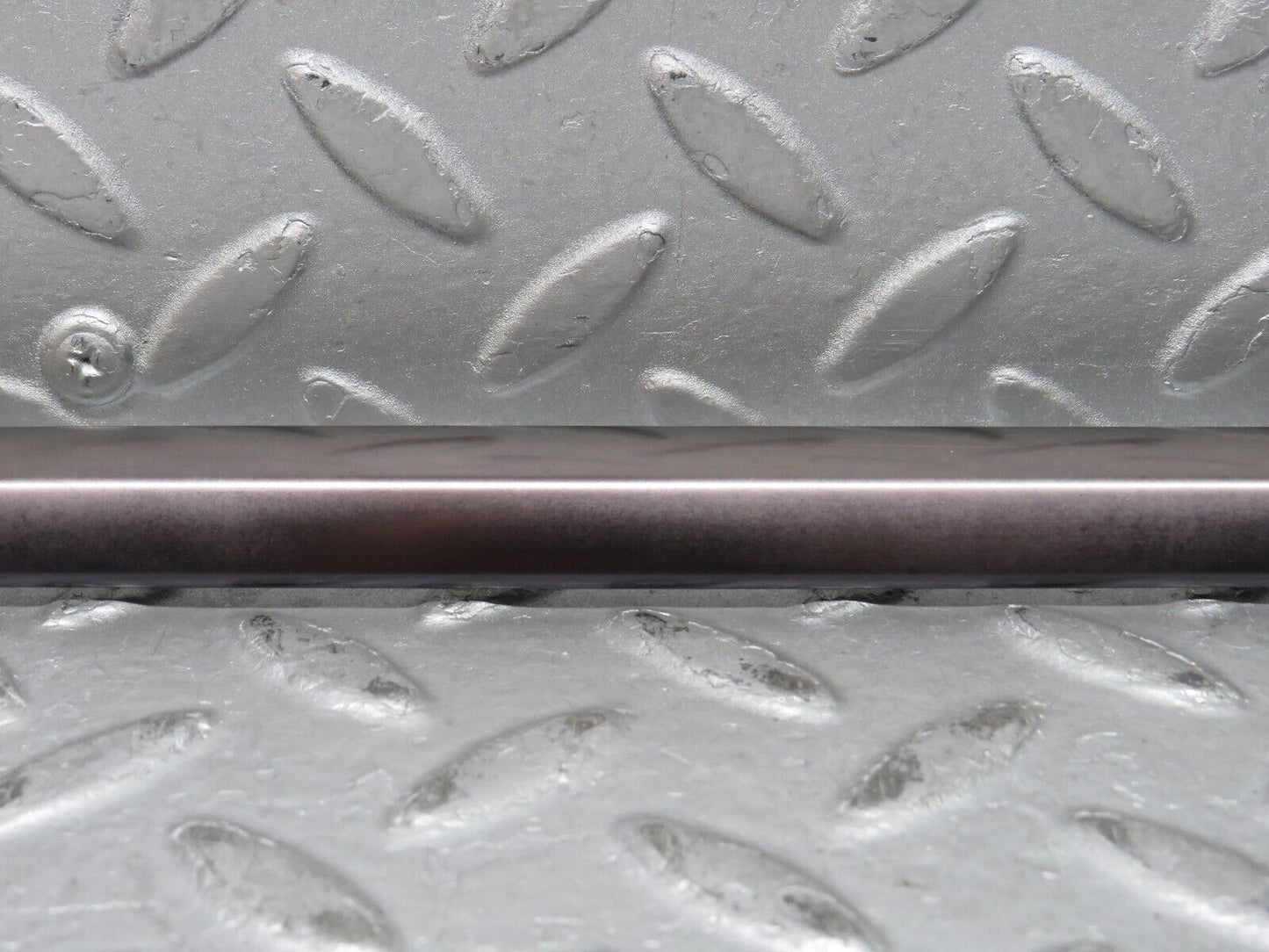 37891 Mercedes-Benz A124 320E Cabriolet Left Door Window Moulding Trim