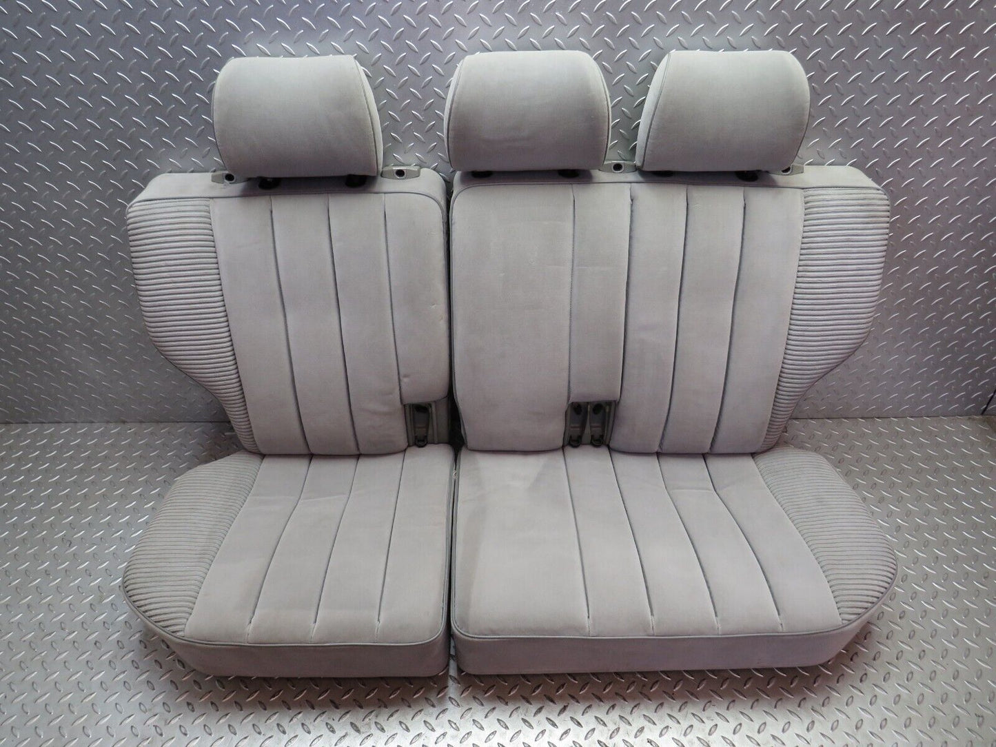 32348 Mercedes-Benz S124 300TE Wagon Rear Seat Grey