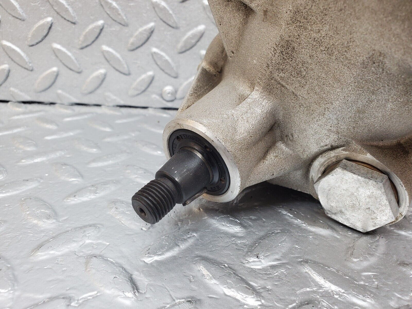 45387 Mercedes-Benz 280E M110.983 Power Steering Pump 1164602680
