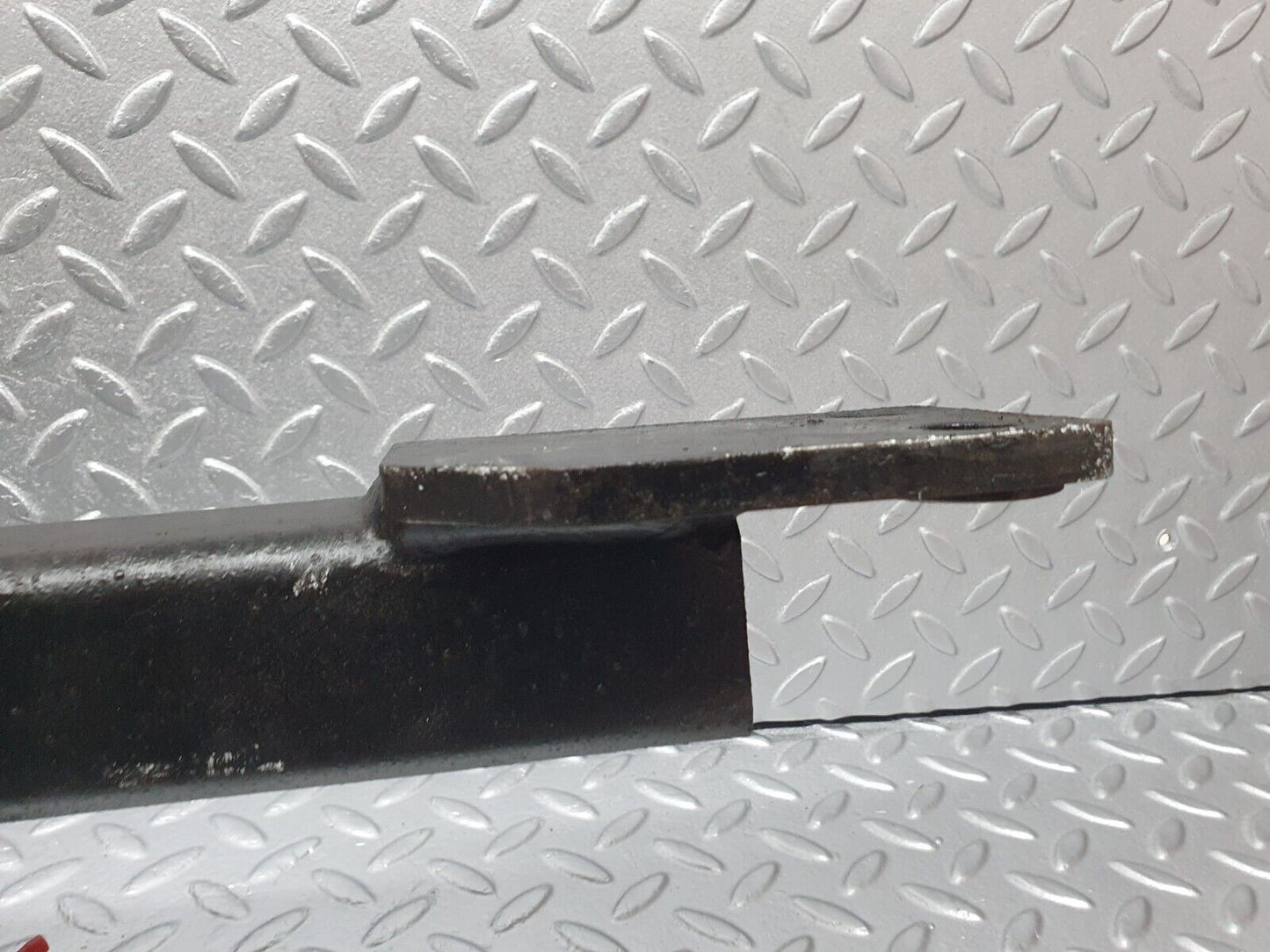 42122 Mercedes-Benz W202 C200 Genuine Tow Bars