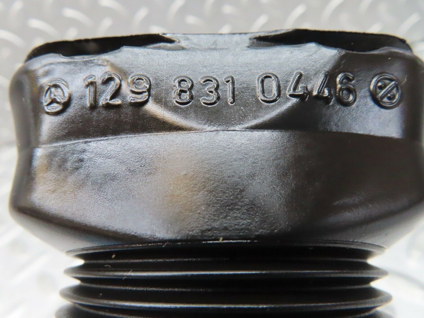 17190 Mercedes-Benz R129 300SL Coupe Air Intake Duct Pipe 1298310446