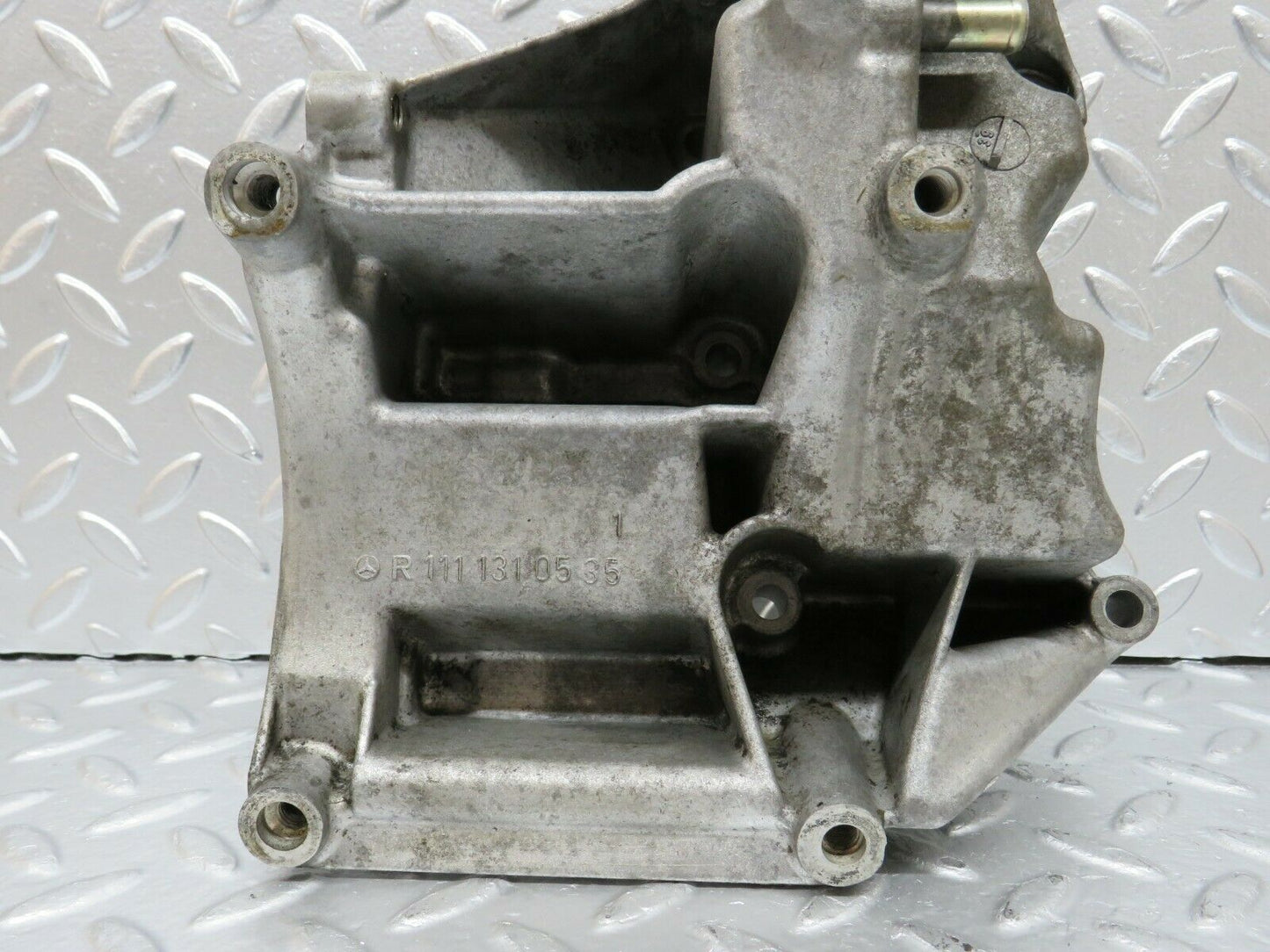 24431 Mercedes-Benz S124 220TE Wagon Power Steering Pump Bracket 1111310535
