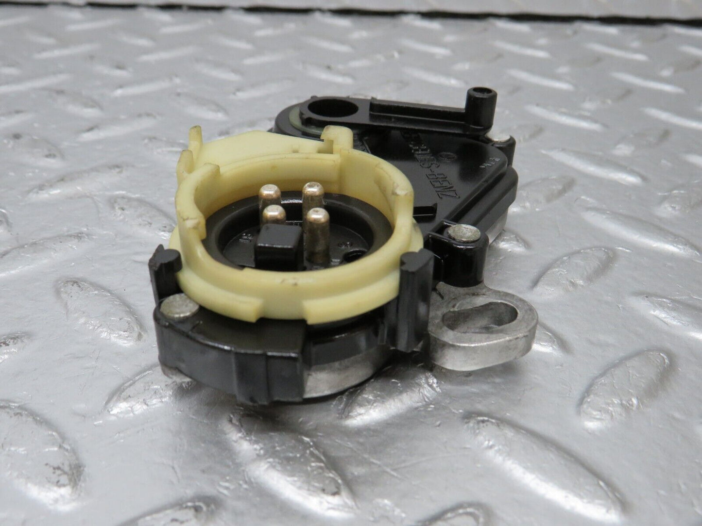 34532 Mercedes-Benz C126 380SEC Coupe Reverse Light Switch 0005454906 04854300