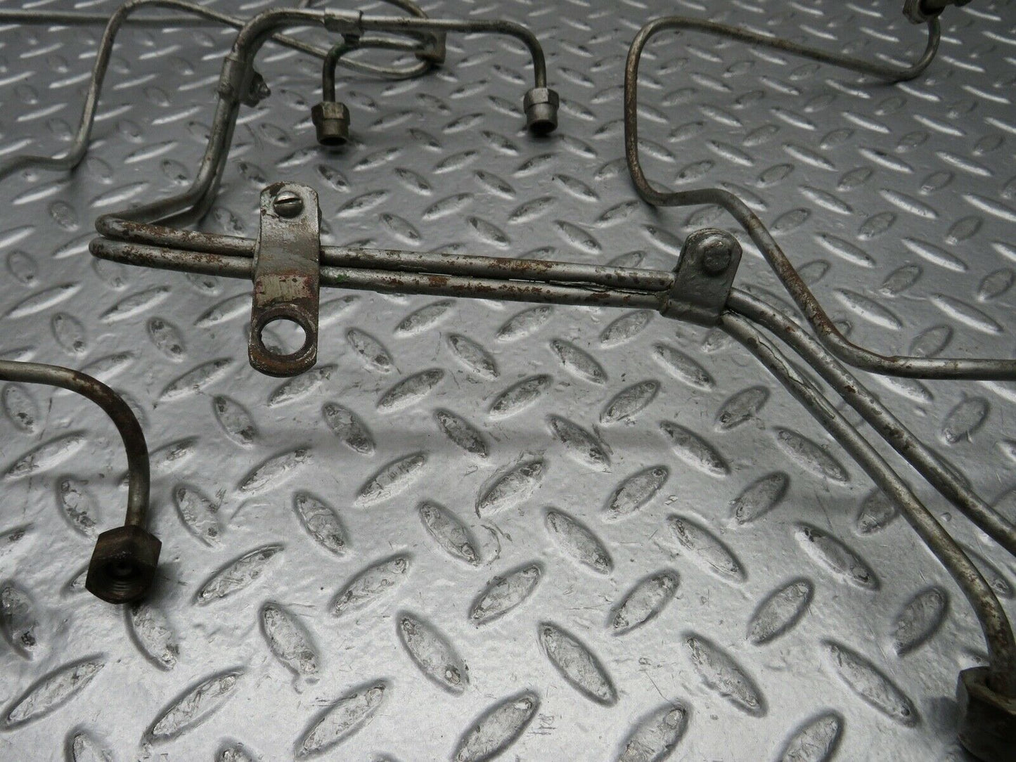 21928 Mercedes-Benz UNIMOG OM636.917 Fuel Line Hose Set