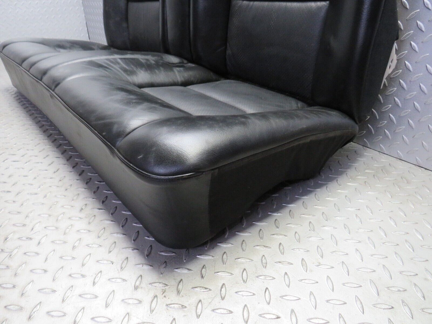 37878 Mercedes-Benz A124 320E Cabriolet Rear Seat Leather Black 1249203116