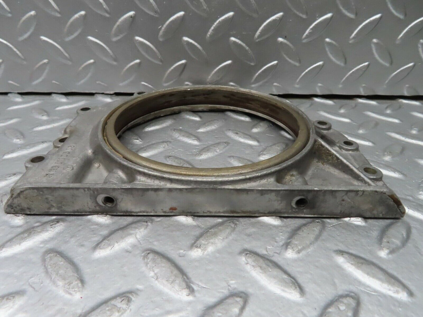 20760 Mercedes-Benz R107 450SL Crankshaft Rear Sealing Cover 1160110608