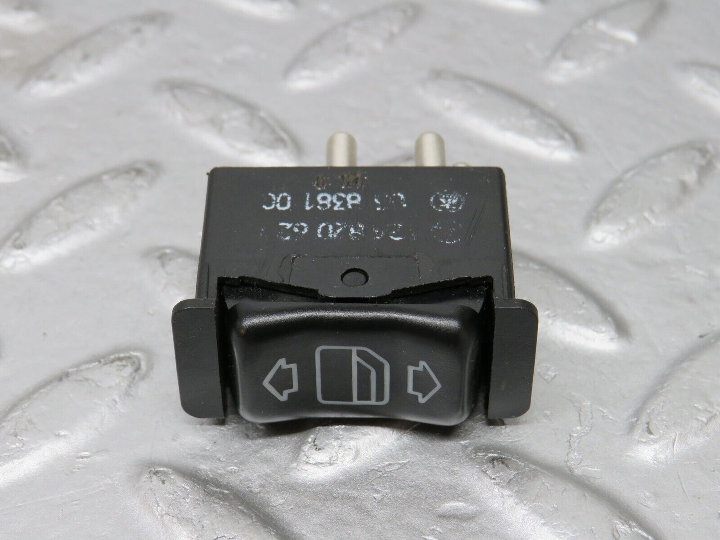 36716 Mercedes-Benz W201 190E Electric Window Switch Left Side 1268206210
