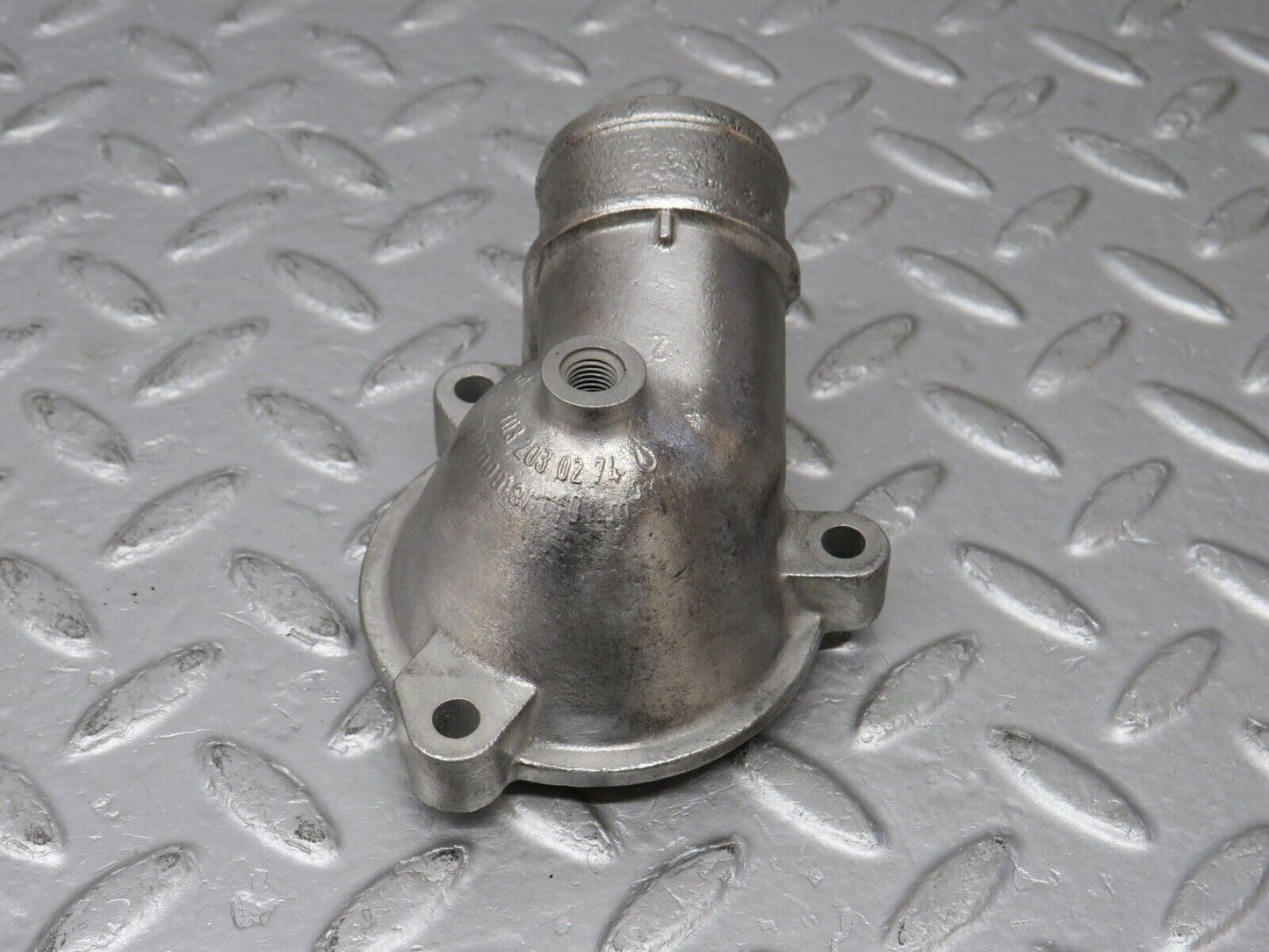 38931 Mercedes-Benz W201 190E Thermostat Housing 1032030274