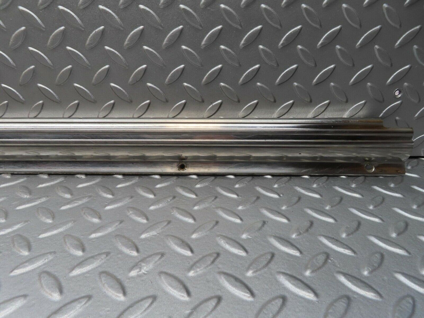 14118 Mercedes-Benz C107 280SLC Left Door Sill Chrome