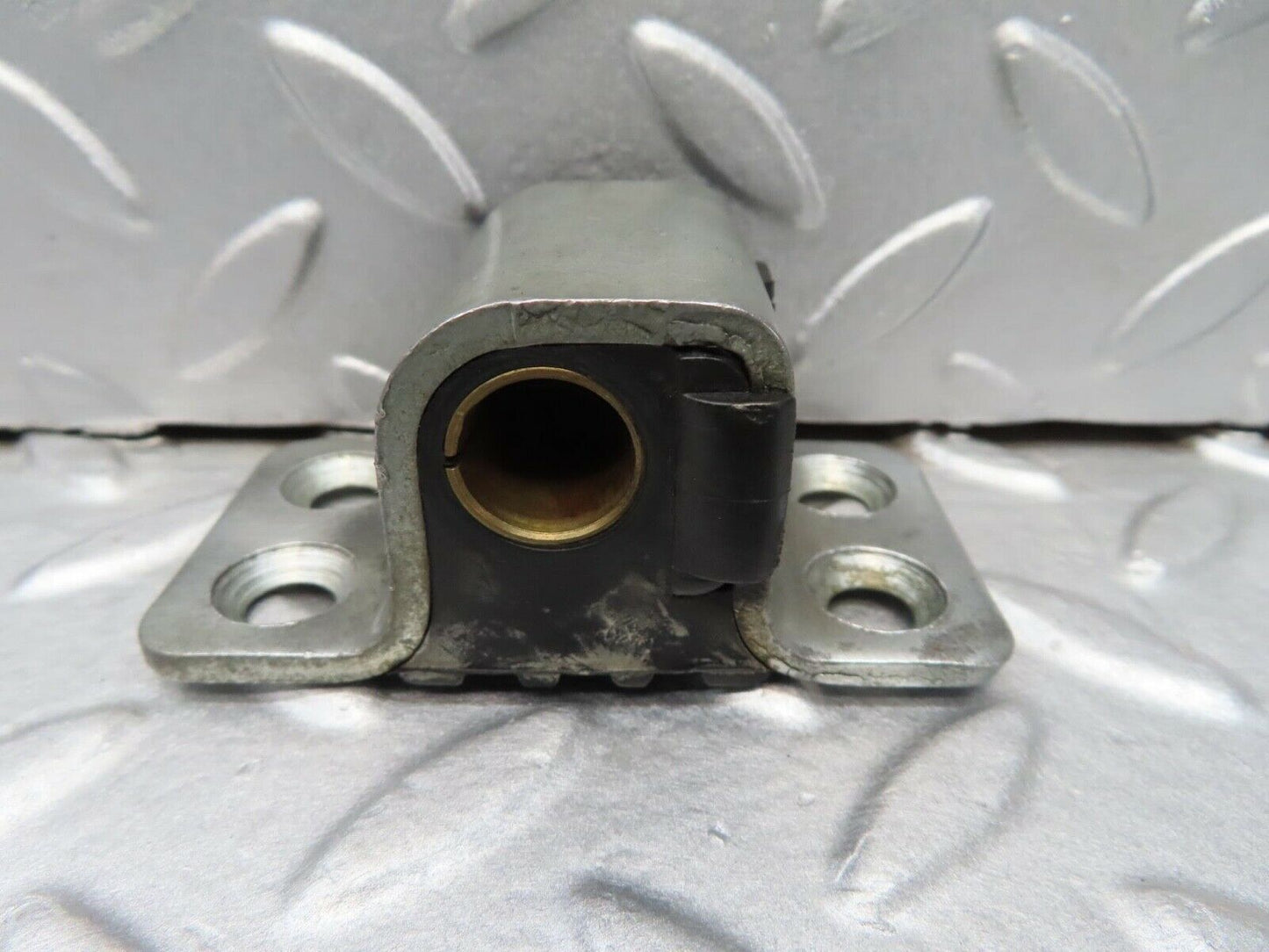 15940 Mercedes-Benz W123 280E Door Lock Latch Right Side