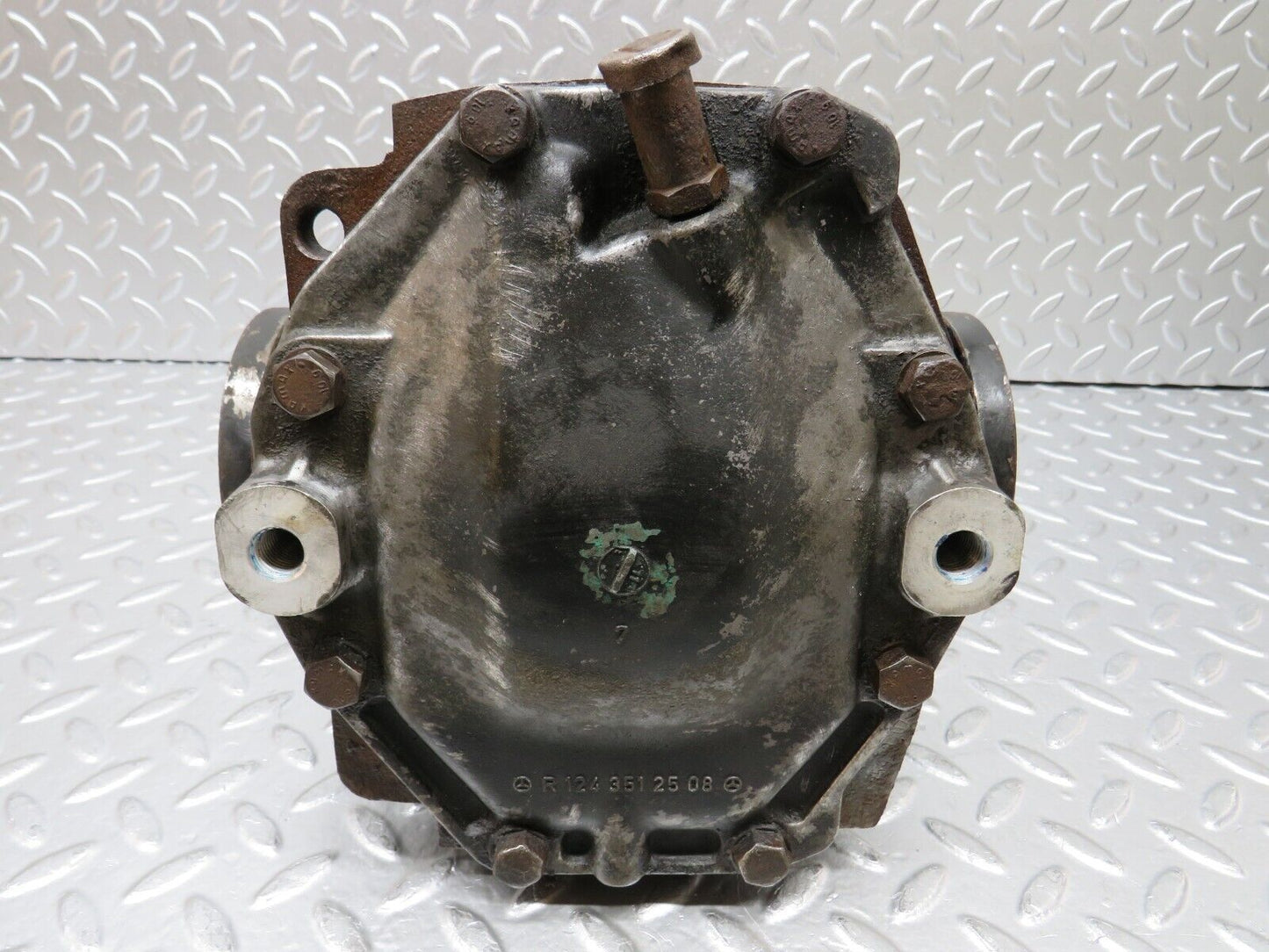 26752 Mercedes-Benz C124 220CE Coupe Rear Differential Ratio 3.07 1243510605