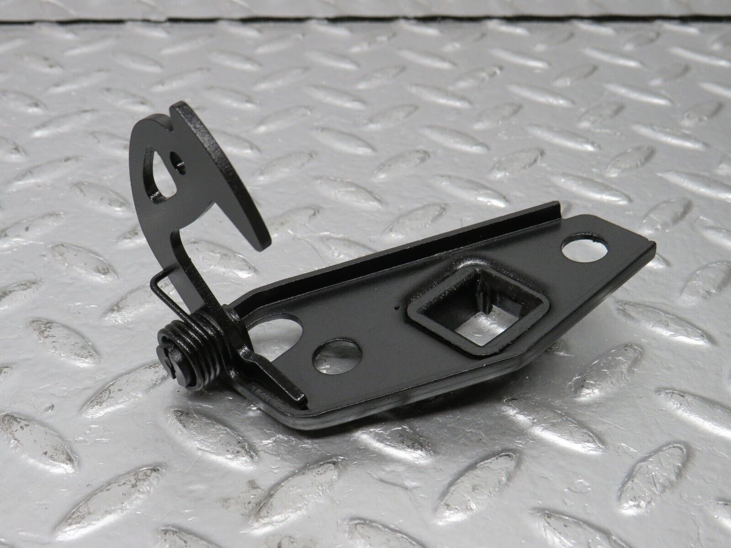 33788 Mercedes-Benz W201 190E 2.0L Bonnet Safety Latch 2018800560
