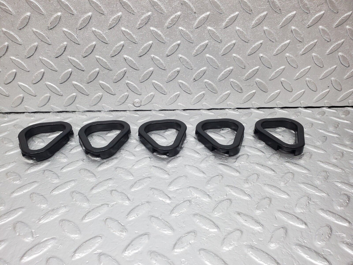45439 Mercedes-Benz 280E M110.988 Valve Cover Gasket Set 1100160721