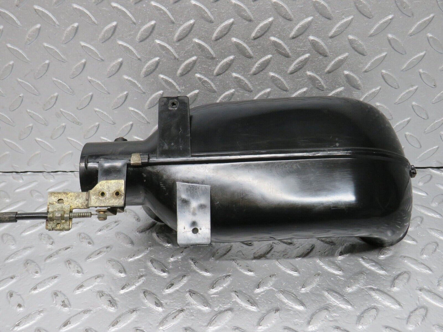 39902 Mercedes-Benz R107 350SL Heater Air Duct