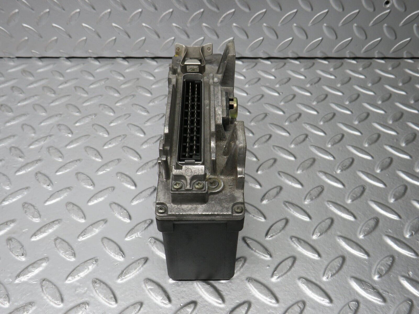 31238 Mercedes-Benz S124 220TE ABS Control Unit ECU Bosch 0055455132 026510102