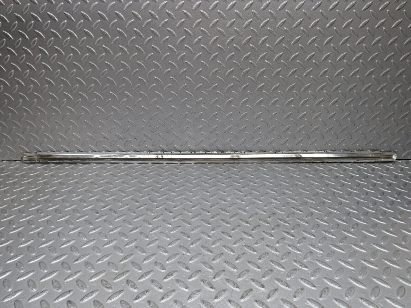37315 Mercedes-Benz W109 300SEL Rear Left Door Chrome Moulding Trim