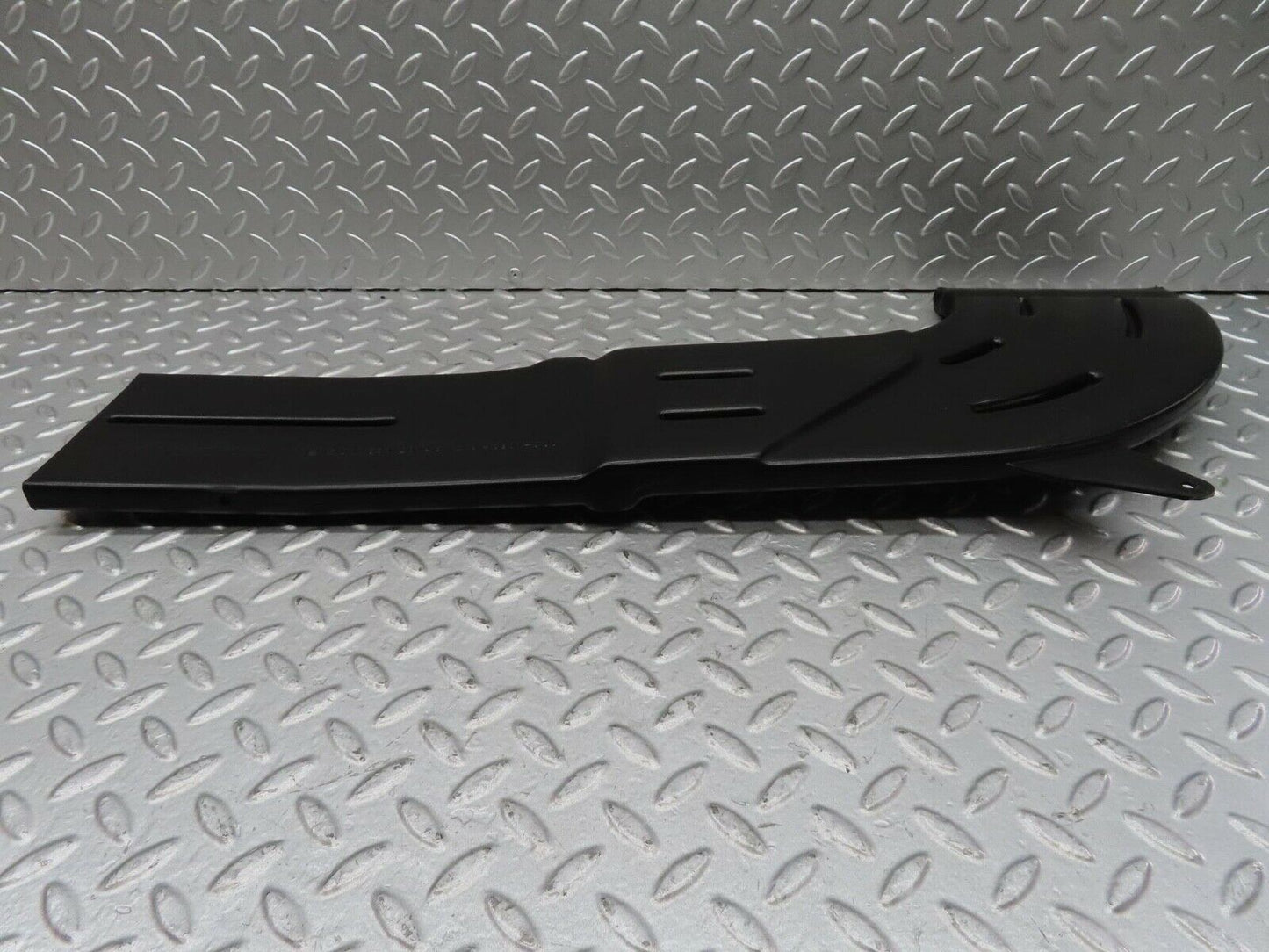 14687 Mercedes-Benz W201 190E Air Duct Heater Ventilation Left Side