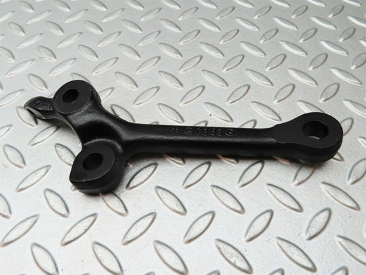4244 Mercedes-Benz V123 240D LWB Idler Arm 2333