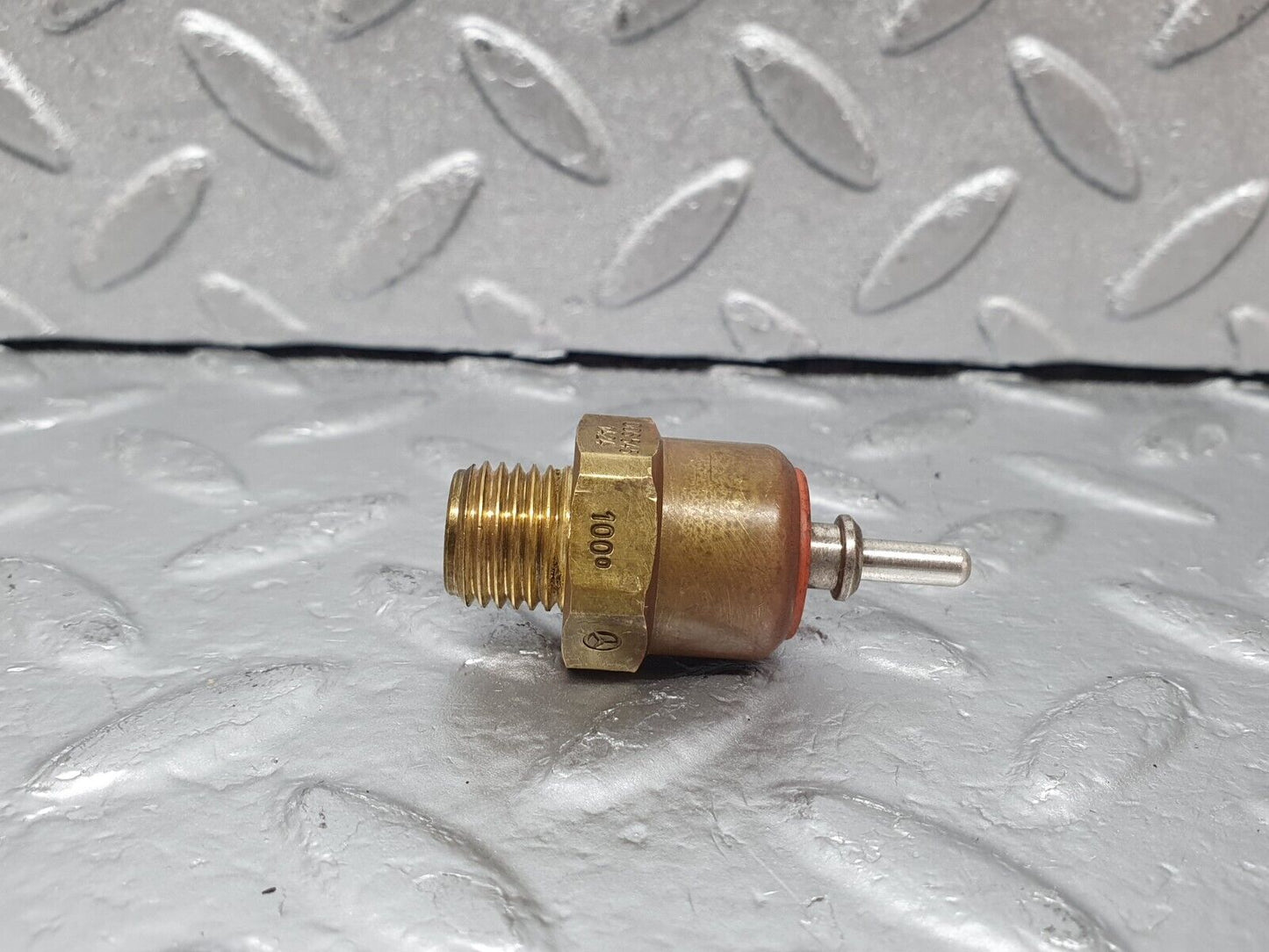 44084 Mercedes-Benz C123 230CE Coupe Temperature Sensor 0065451424