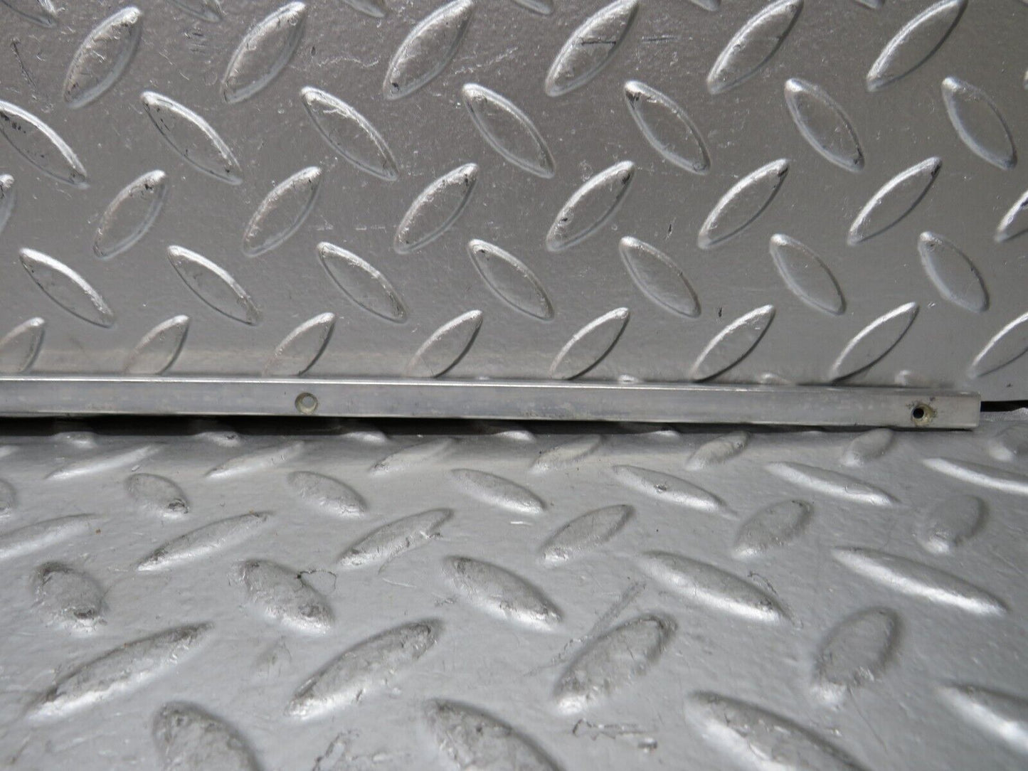 28470 Mercedes-Benz S123 240D Wagon Sunroof Chrome Trim