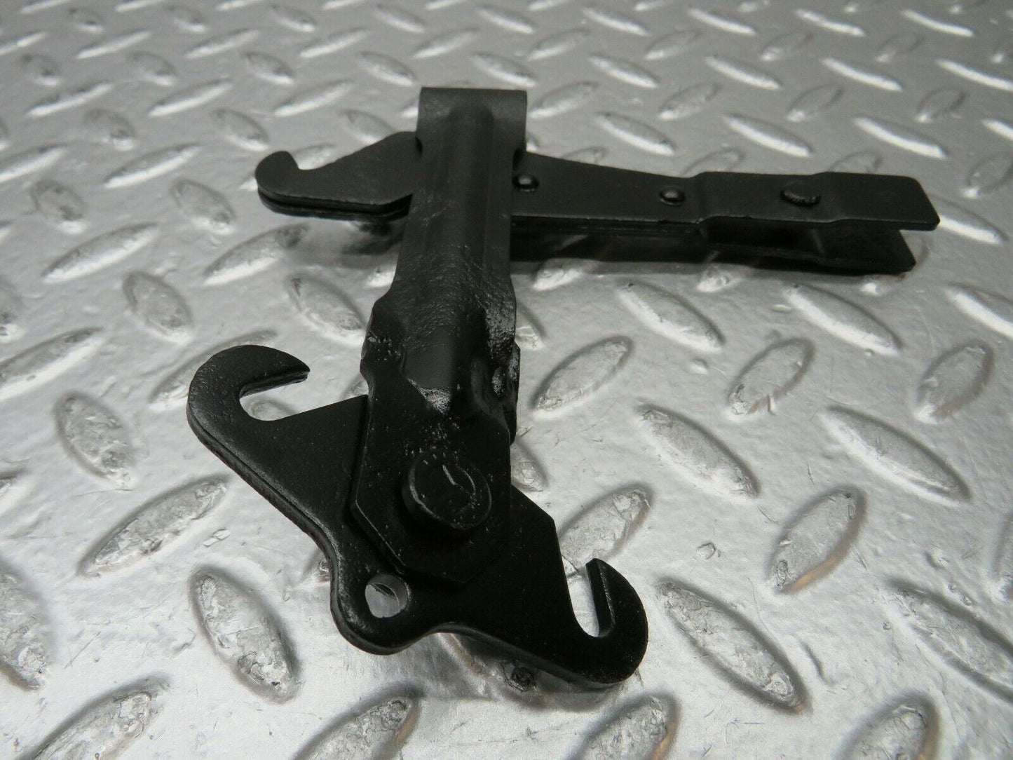 23137 Mercedes-Benz C123 230CE Coupe Handbrake Regulator