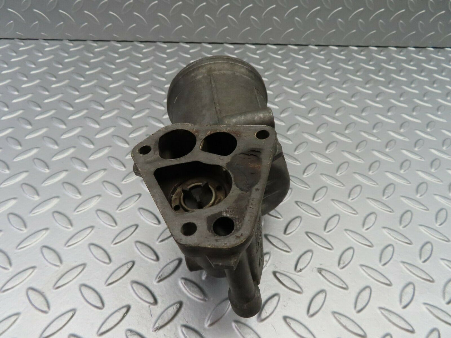 6413 Mercedes-Benz W126 380SE Oil Filter Housing 1171802211
